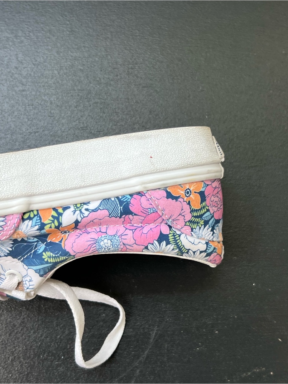 Vans Floral Canvas Low-Top Sneakers in Pink, Blue & Orange - Picture 13 of 16